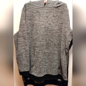 Woman within black and white slub hoodie with front pouch size 14/16